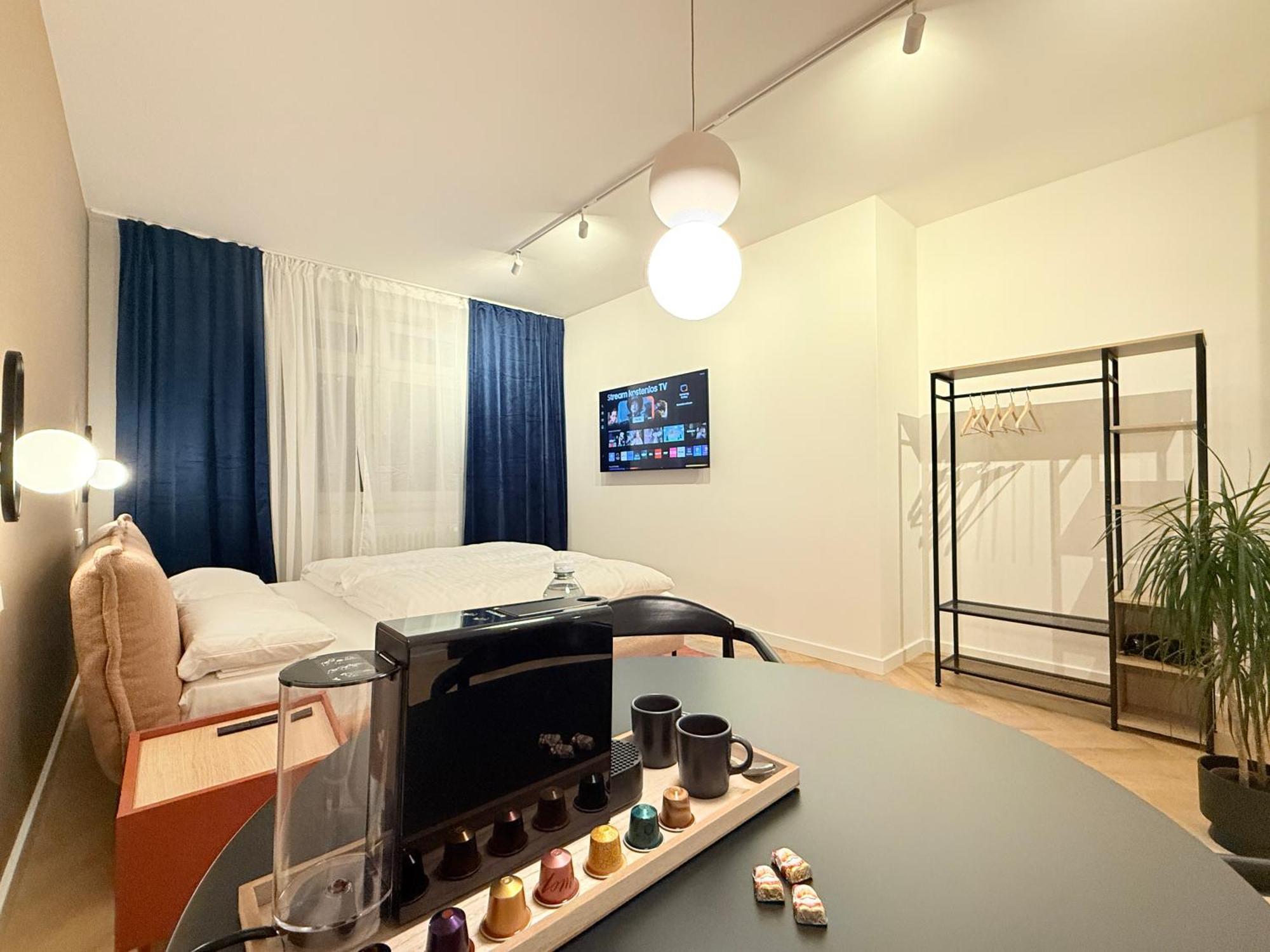 Stayzz By Homyzz - Modern Studios Alsterdorf -Winterhude- Stadtpark Hamburgo Exterior foto