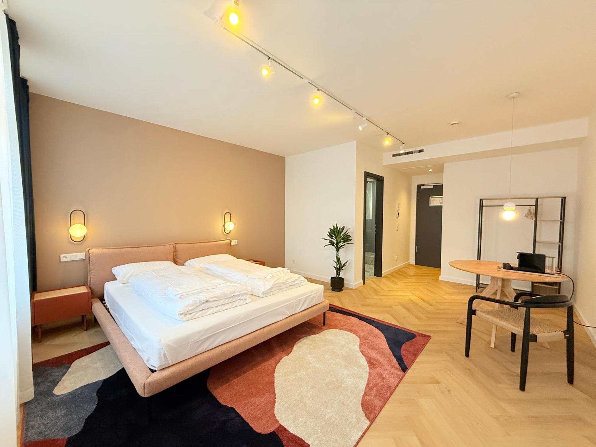 Stayzz By Homyzz - Modern Studios Alsterdorf -Winterhude- Stadtpark Hamburgo Exterior foto