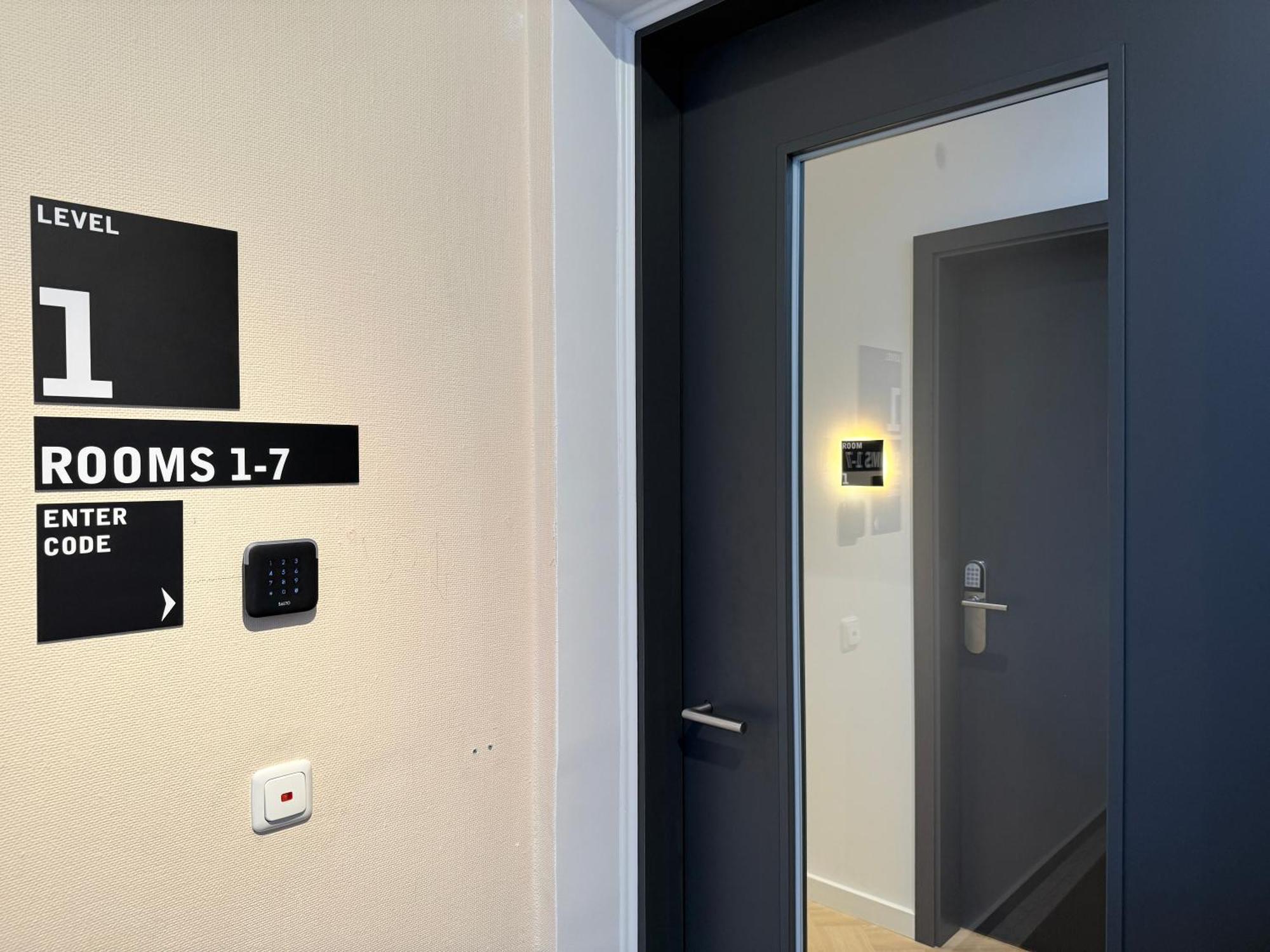 Stayzz By Homyzz - Modern Studios Alsterdorf -Winterhude- Stadtpark Hamburgo Exterior foto