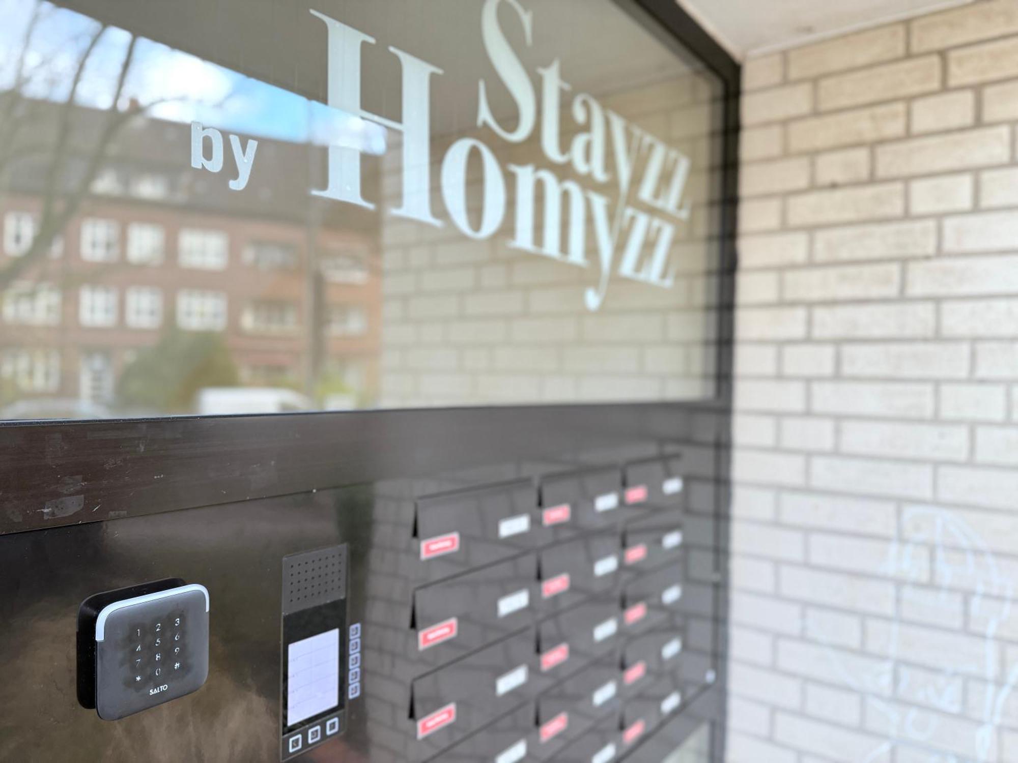 Stayzz By Homyzz - Modern Studios Alsterdorf -Winterhude- Stadtpark Hamburgo Exterior foto